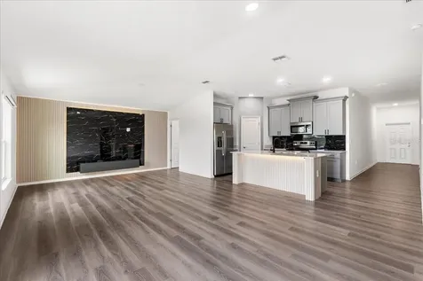 946 Laurel View Way Groveland FL 34736