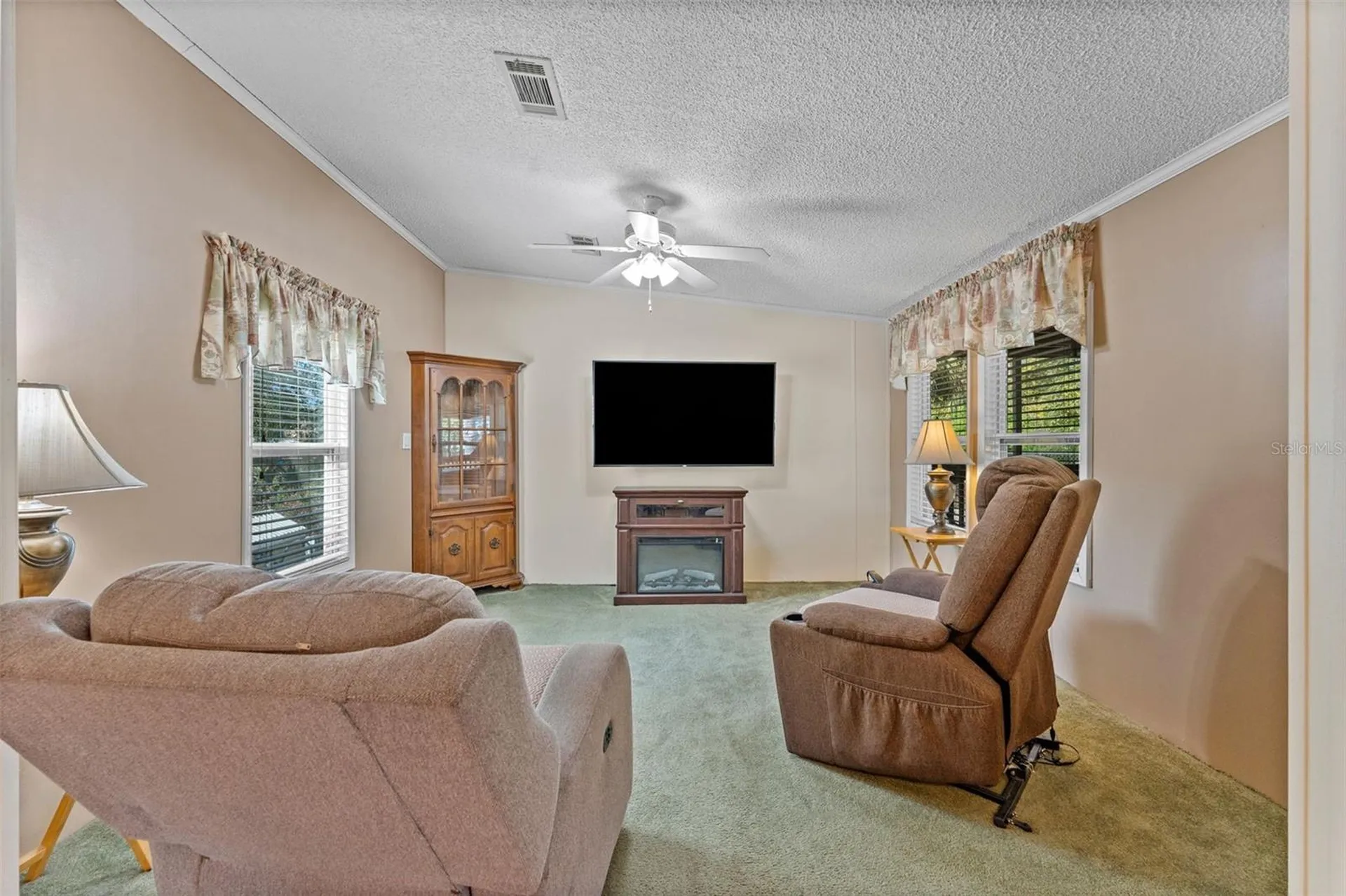 9633 Jim Street Hudson FL 34669