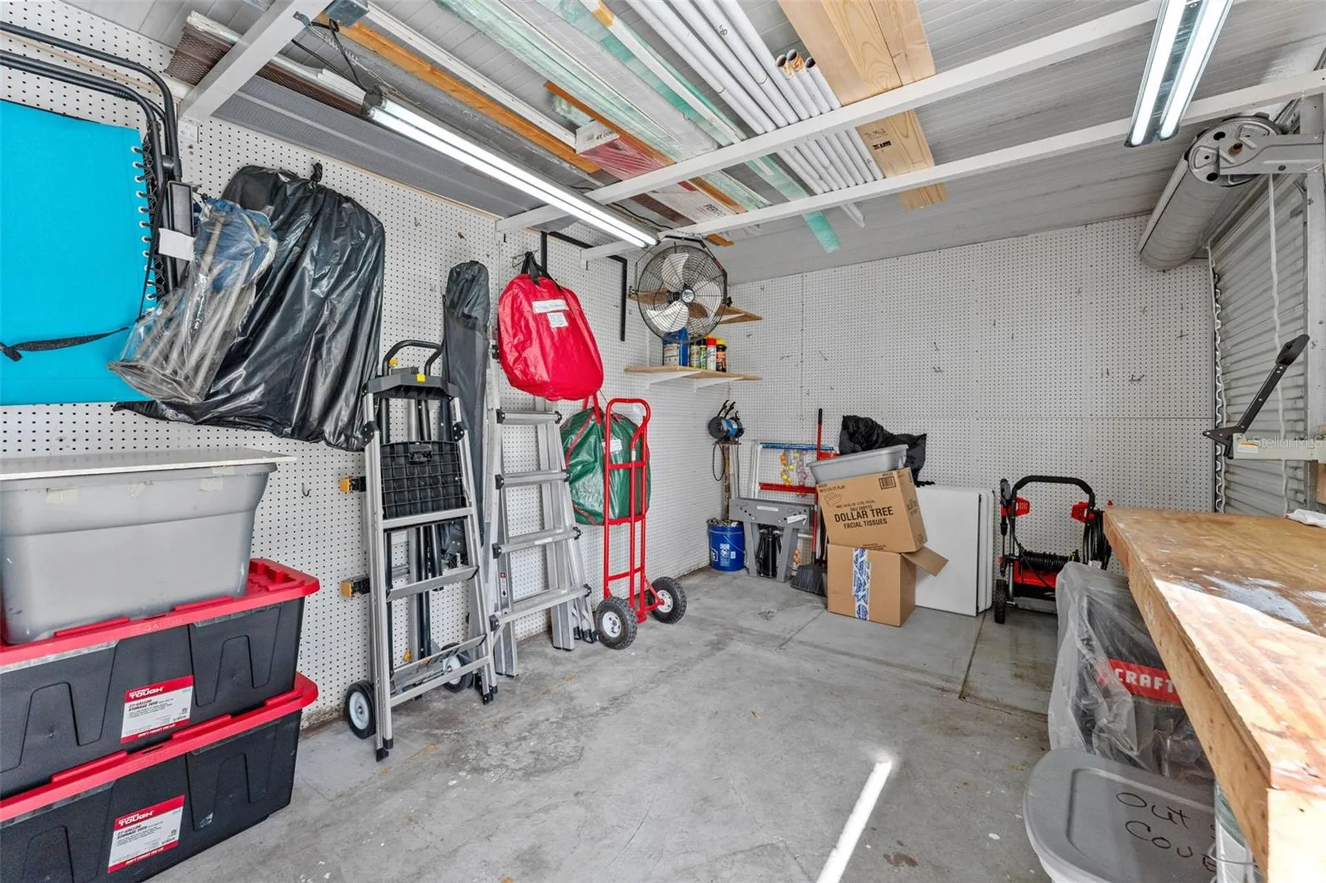 9633 Jim Street Hudson FL 34669