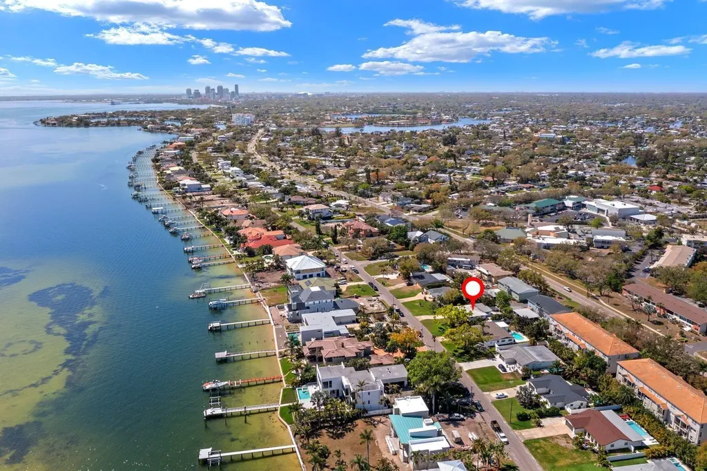 4540 Bayshore Boulevard NE St Petersburg FL 33703