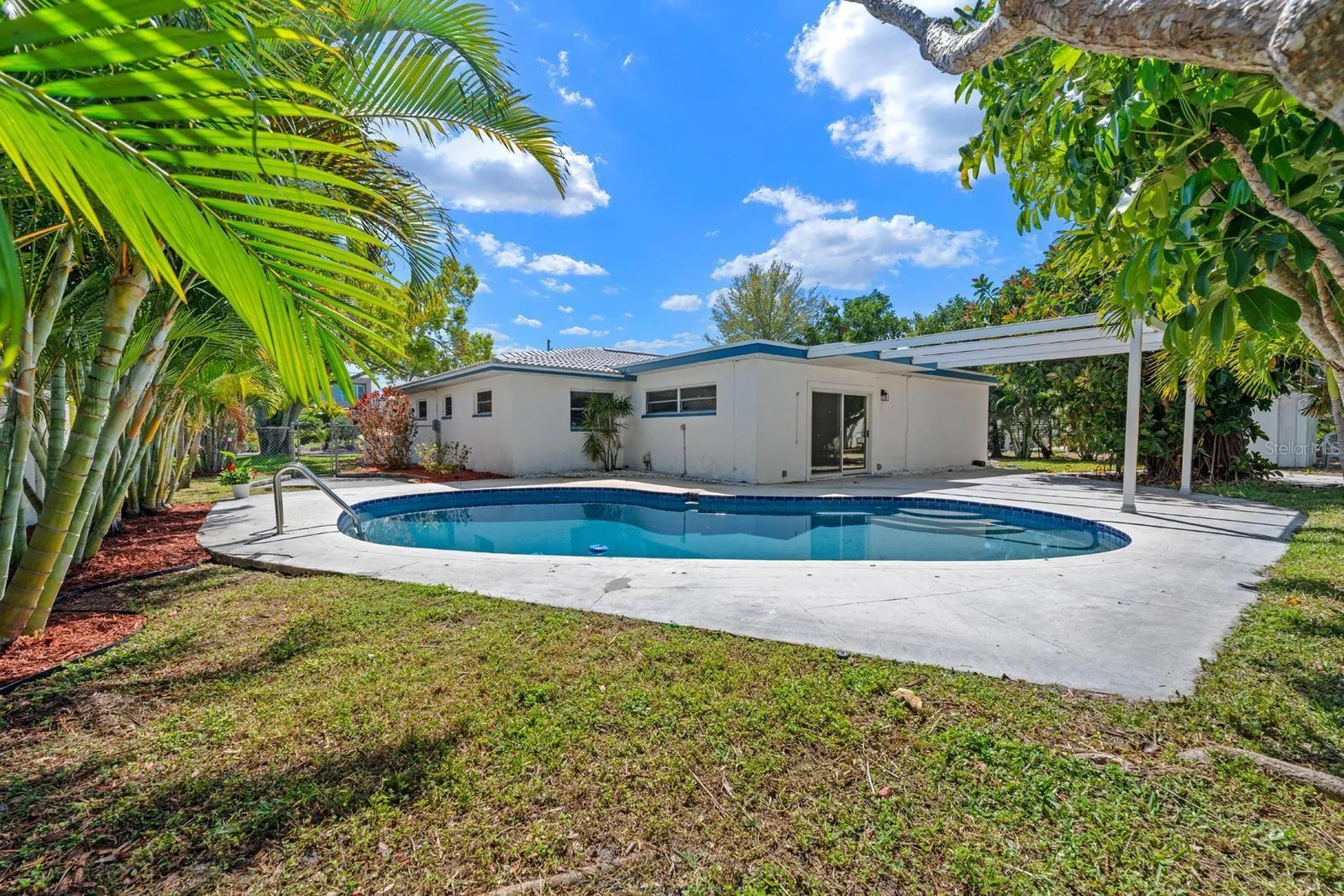 4540 Bayshore Boulevard NE St Petersburg FL 33703