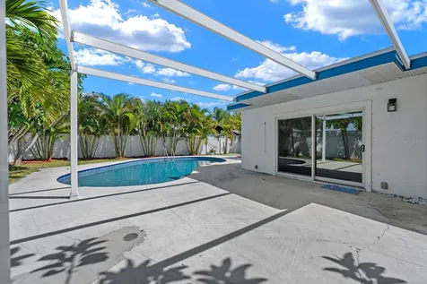 4540 Bayshore Boulevard NE St Petersburg FL 33703