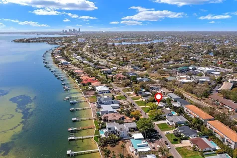 4540 Bayshore Boulevard NE St Petersburg FL 33703