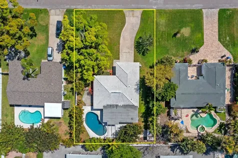 4540 Bayshore Boulevard NE St Petersburg FL 33703