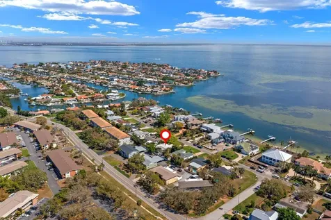 4540 Bayshore Boulevard NE St Petersburg FL 33703