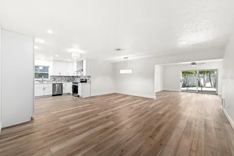 4540 Bayshore Boulevard NE St Petersburg FL 33703