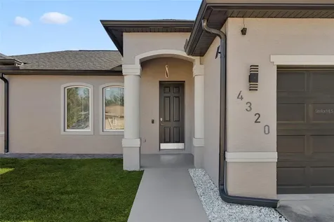 4320 Michaler Street North Port FL 34286