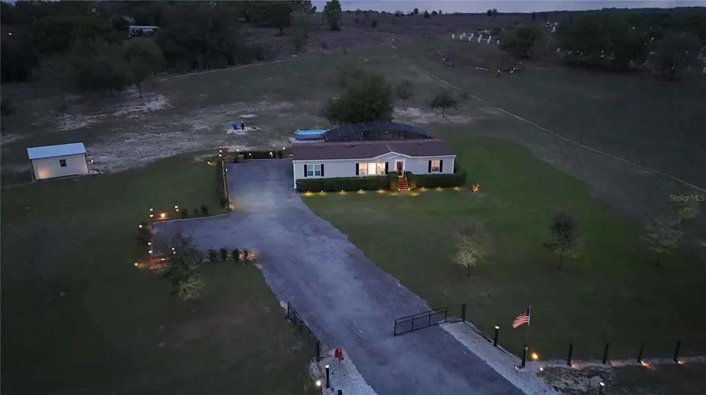 8013 Sergeant Pepper Drive Howey In The Hills FL 34737