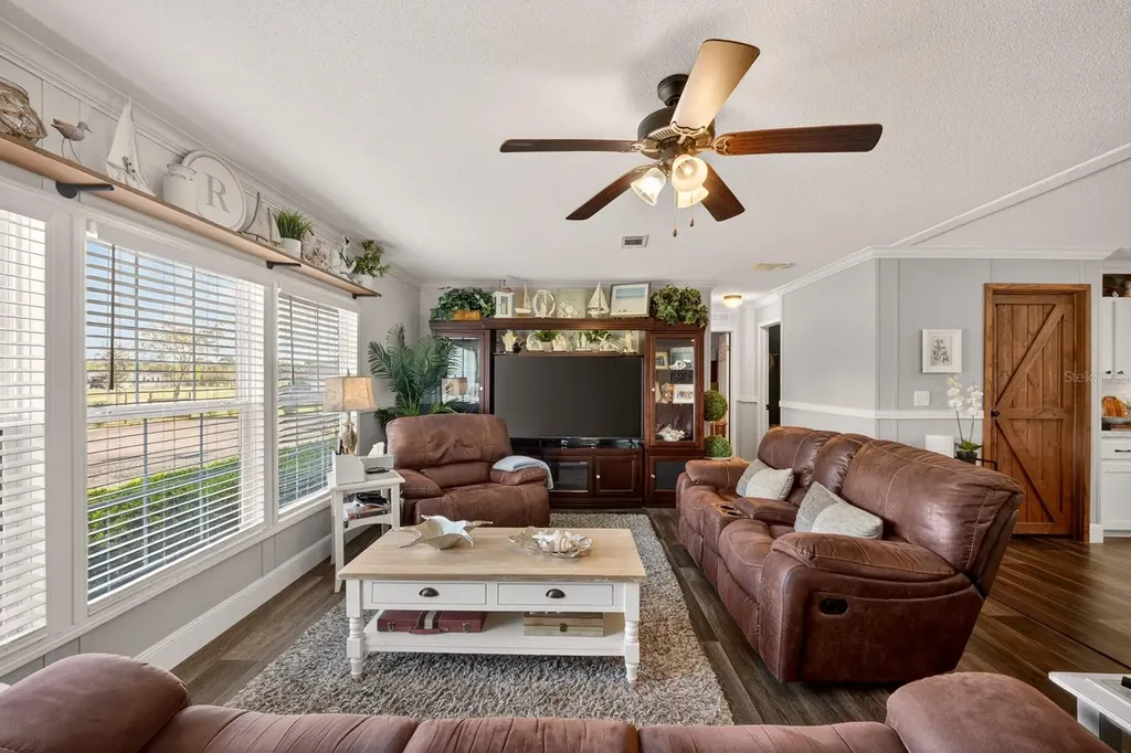 8013 Sergeant Pepper Drive Howey In The Hills FL 34737