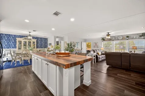 8013 Sergeant Pepper Drive Howey In The Hills FL 34737