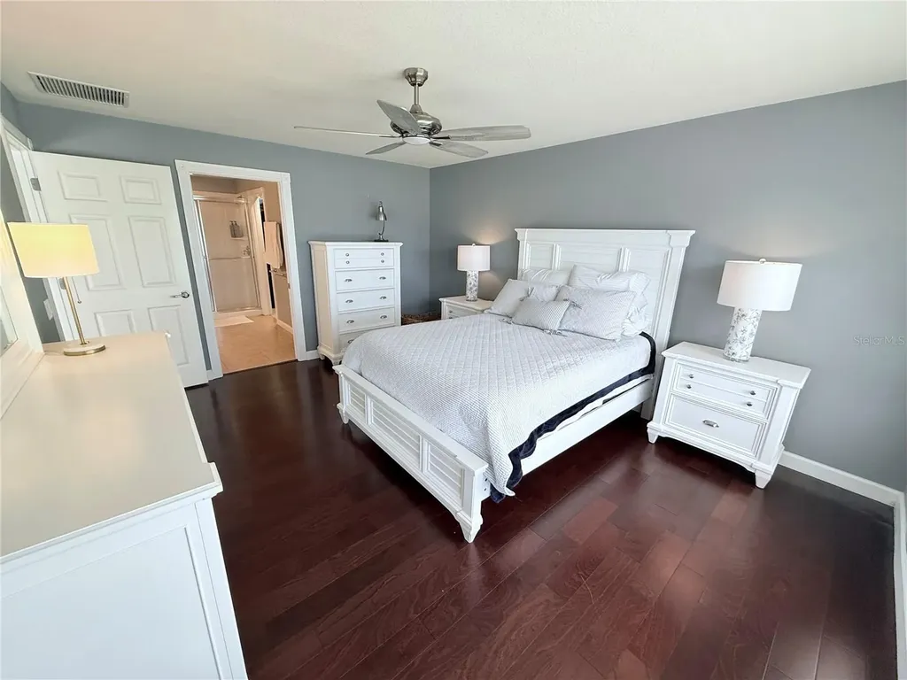 2121 Burgos Drive Sarasota FL 34238