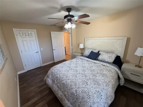 2121 Burgos Drive Sarasota FL 34238