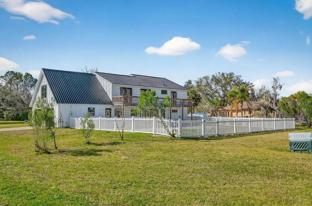 425 Country Circle Drive E Port Orange FL 32128