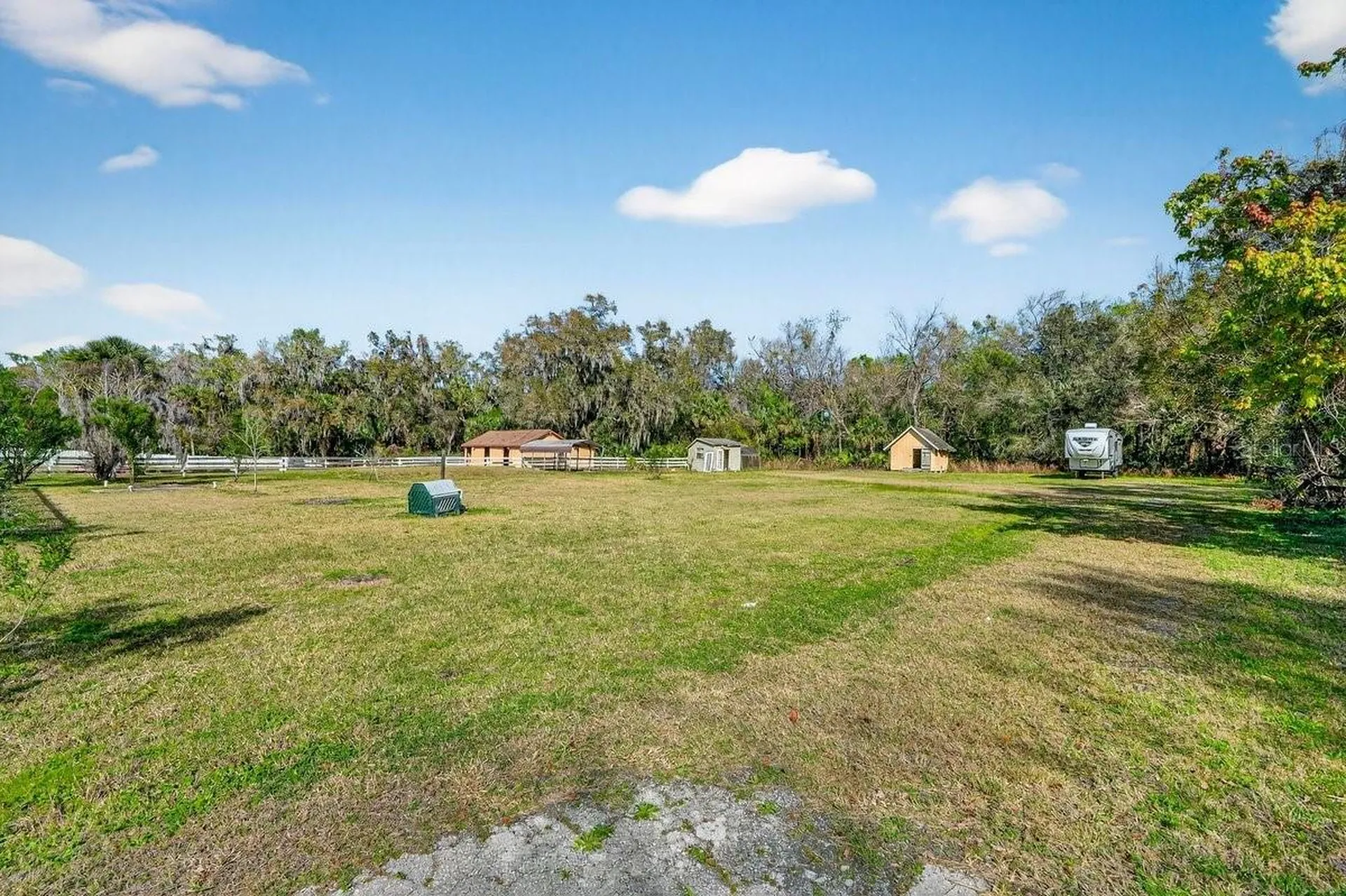 425 Country Circle Drive E Port Orange FL 32128