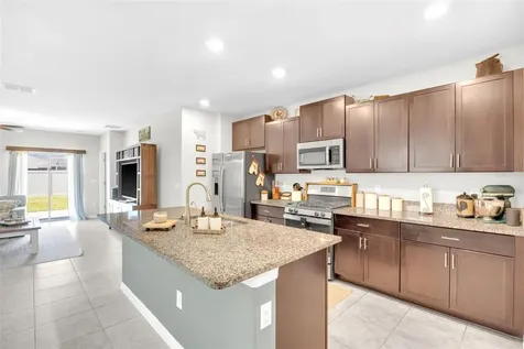 9434 Lemon Drop Loop Sun City Center FL 33573