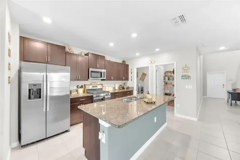 9434 Lemon Drop Loop Sun City Center FL 33573