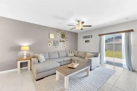 9434 Lemon Drop Loop Sun City Center FL 33573