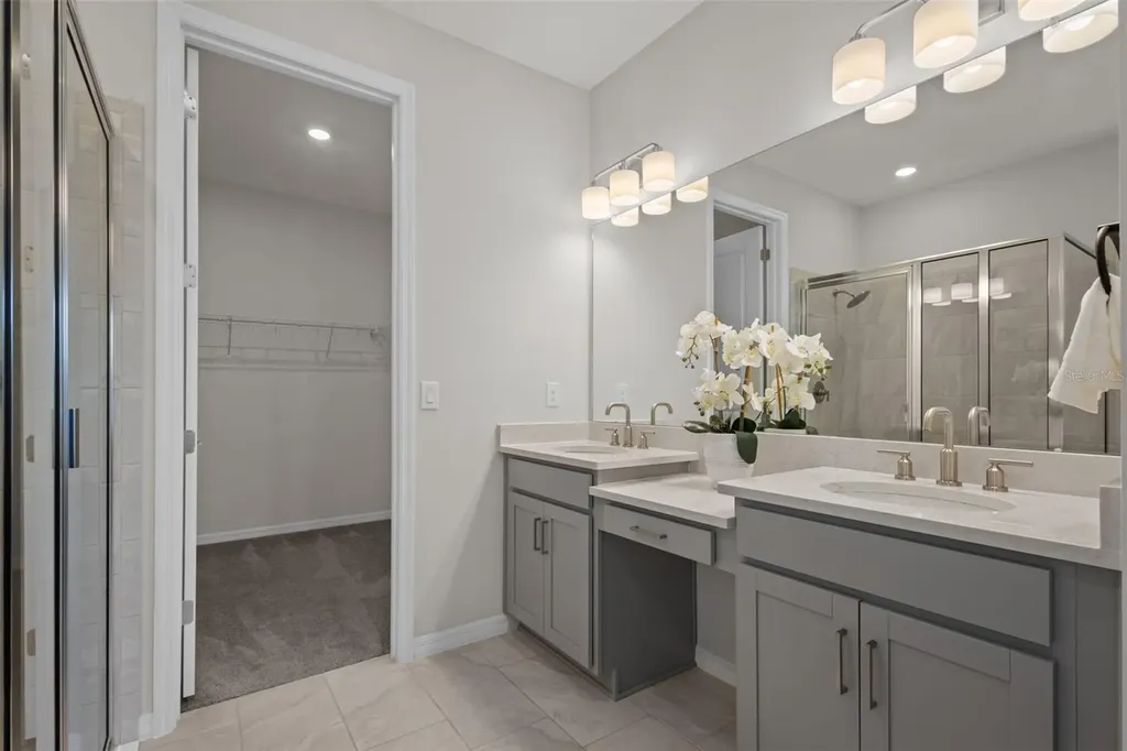 33555 Mainstay Lane Wesley Chapel FL 33543