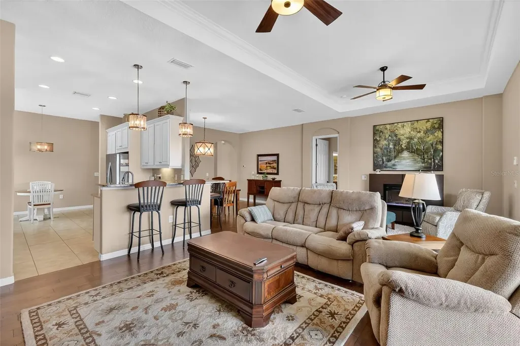 8321 Bridgeport Bay Circle Mount Dora FL 32757