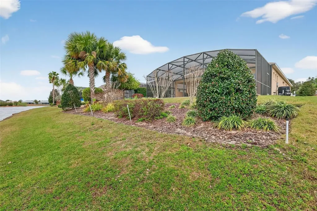 8321 Bridgeport Bay Circle Mount Dora FL 32757