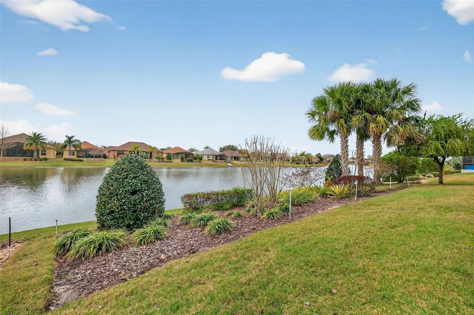 8321 Bridgeport Bay Circle Mount Dora FL 32757