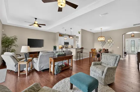 8321 Bridgeport Bay Circle Mount Dora FL 32757