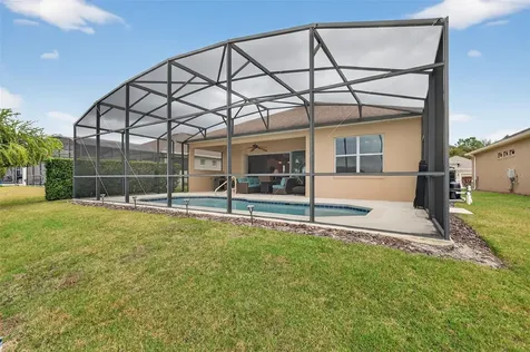 8321 Bridgeport Bay Circle Mount Dora FL 32757