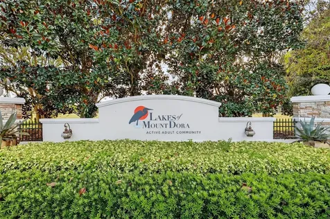 8321 Bridgeport Bay Circle Mount Dora FL 32757