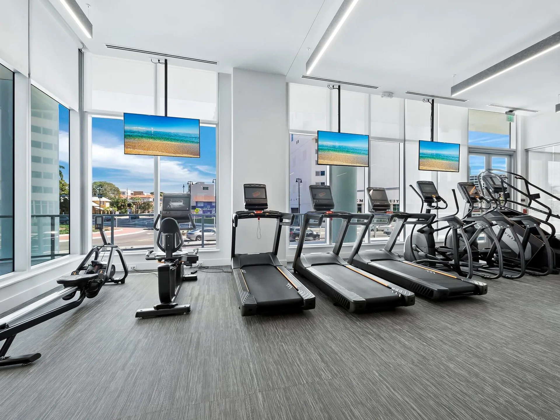 301 Quay Commons Sarasota FL 34236
