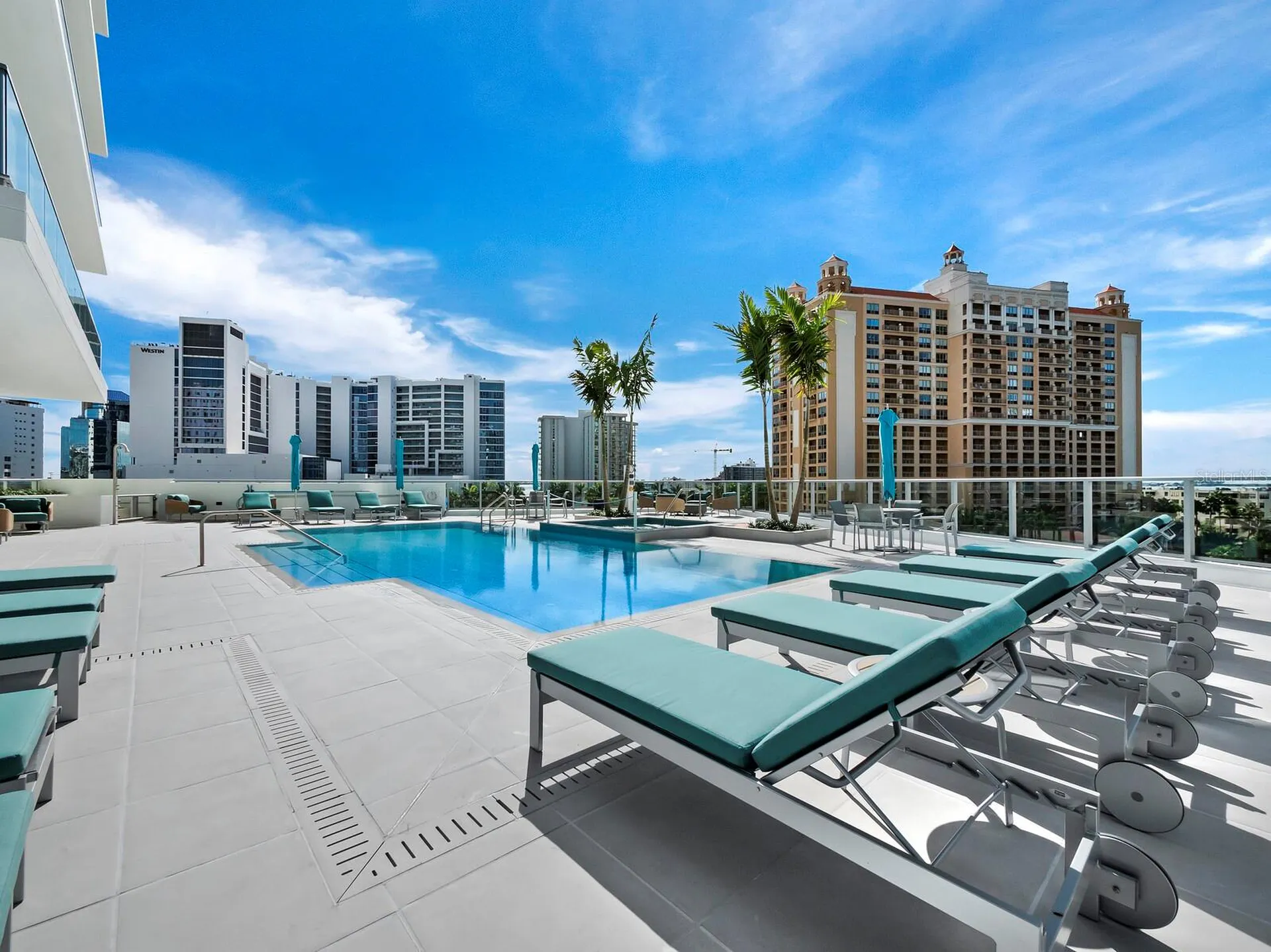 301 Quay Commons Sarasota FL 34236
