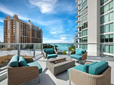 301 Quay Commons Sarasota FL 34236