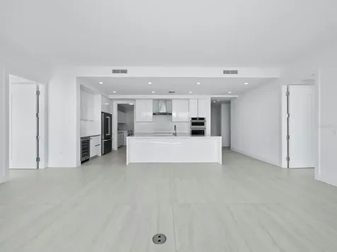 301 Quay Commons Sarasota FL 34236