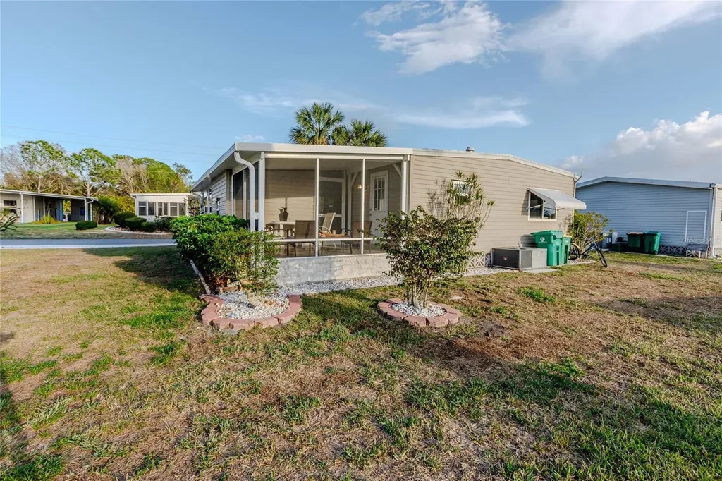 2100 Kings Highway Port Charlotte FL 33980
