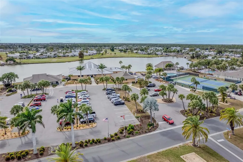 2100 Kings Highway Port Charlotte FL 33980