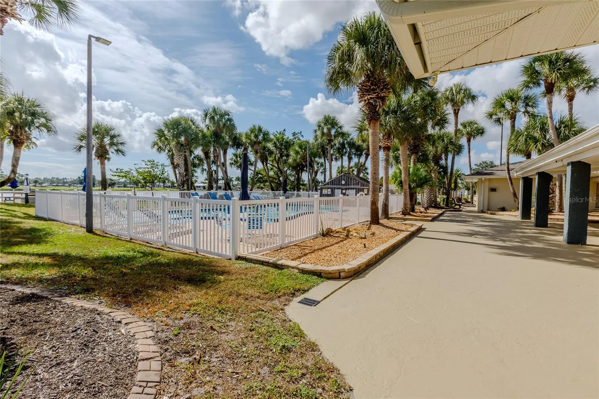 2100 Kings Highway Port Charlotte FL 33980