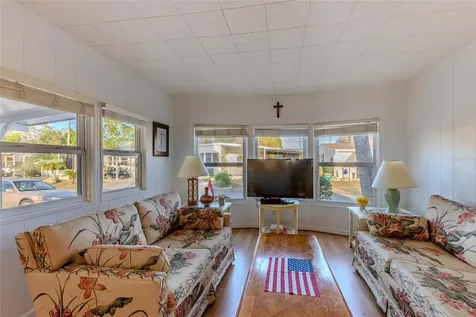 2100 Kings Highway Port Charlotte FL 33980