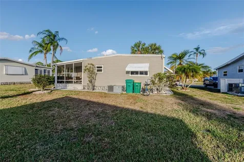 2100 Kings Highway Port Charlotte FL 33980
