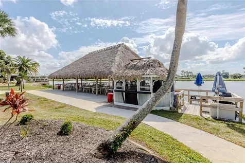 2100 Kings Highway Port Charlotte FL 33980