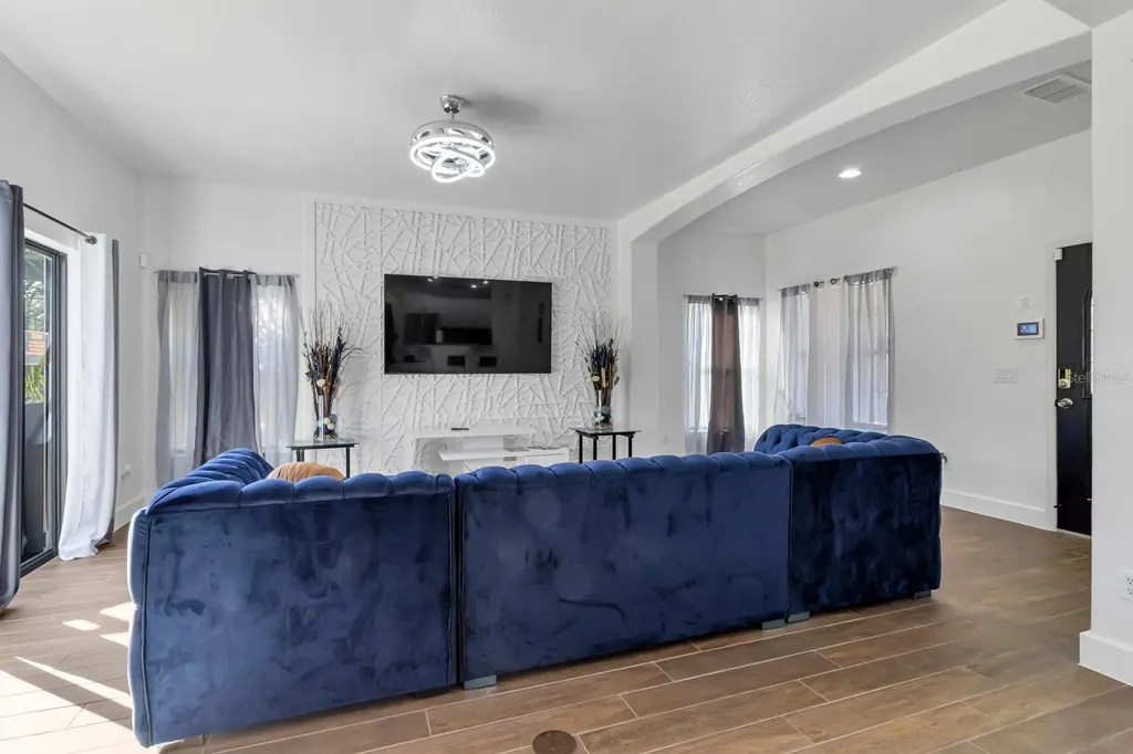 16748 Lazy Breeze Loop Clermont FL 34714