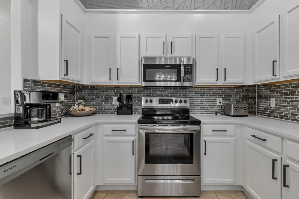 16748 Lazy Breeze Loop Clermont FL 34714