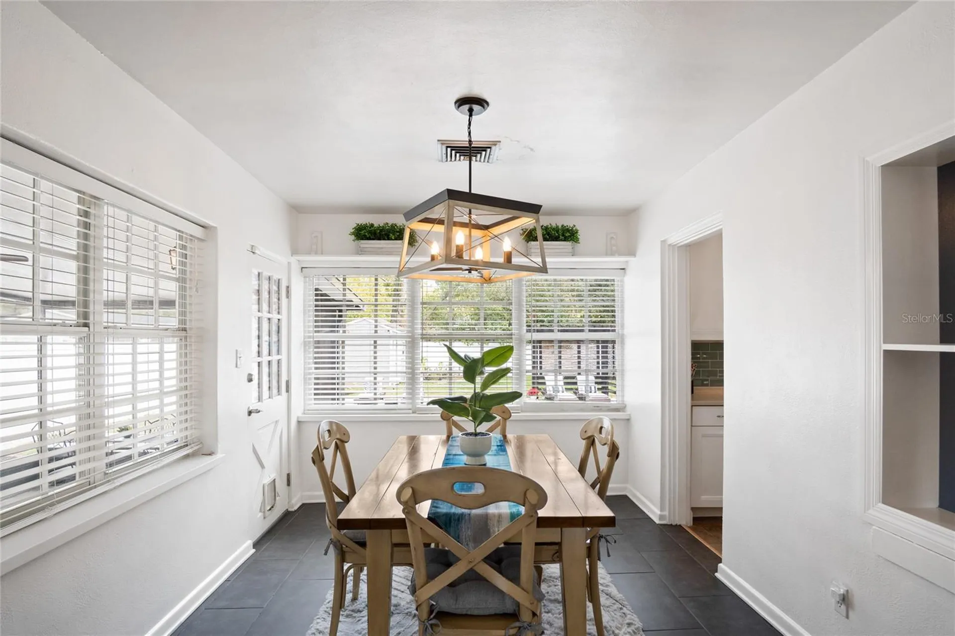 527 Meridale Avenue Orlando FL 32803