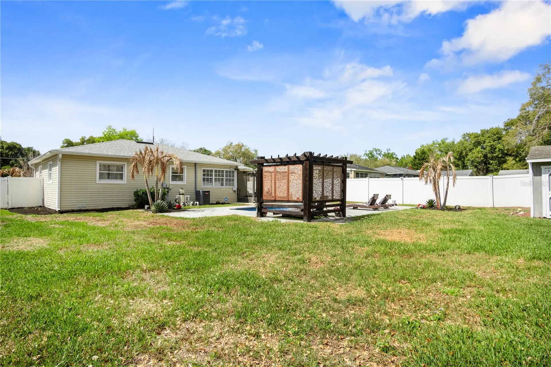 527 Meridale Avenue Orlando FL 32803