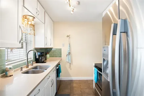 527 Meridale Avenue Orlando FL 32803