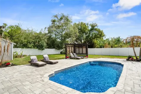 527 Meridale Avenue Orlando FL 32803