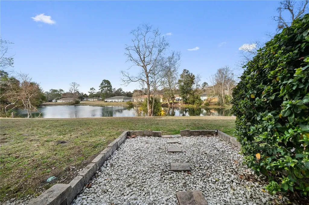6400 NW 106th Place Alachua FL 32615