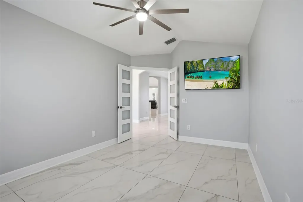 11850 7th Street E Treasure Island FL 33706