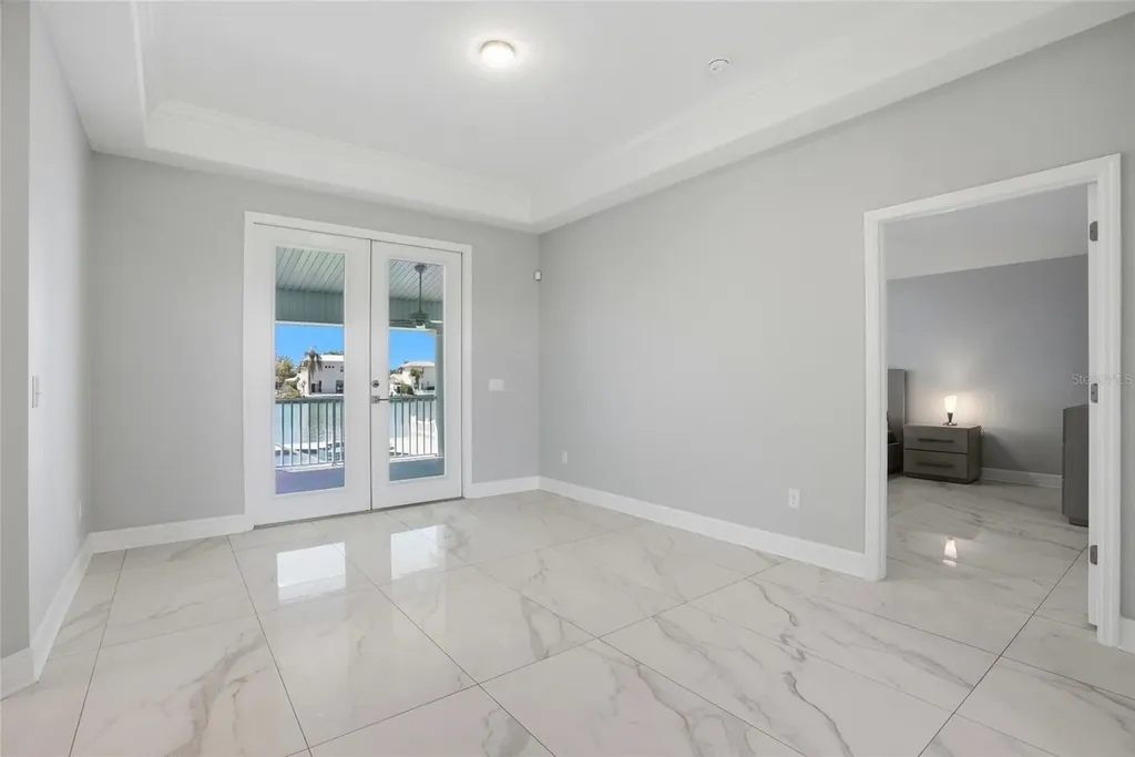 11850 7th Street E Treasure Island FL 33706