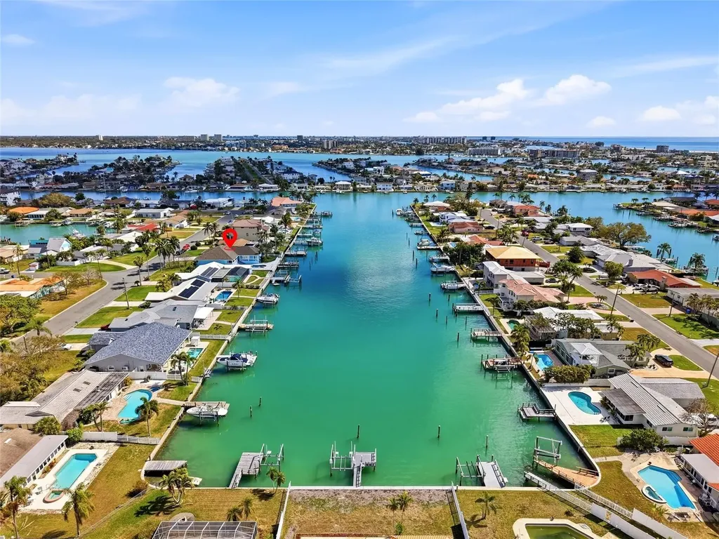11850 7th Street E Treasure Island FL 33706