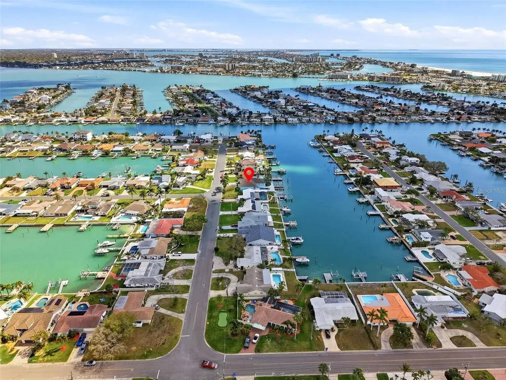 11850 7th Street E Treasure Island FL 33706