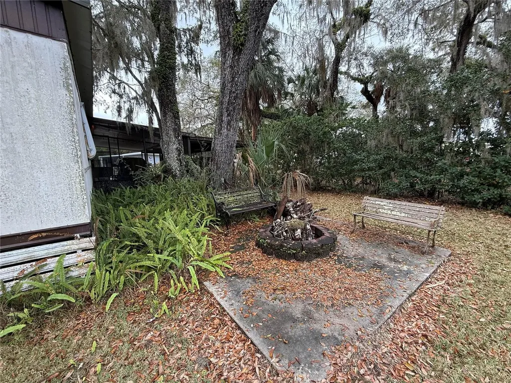 69 Rosalie Oaks Boulevard Lake Wales FL 33898